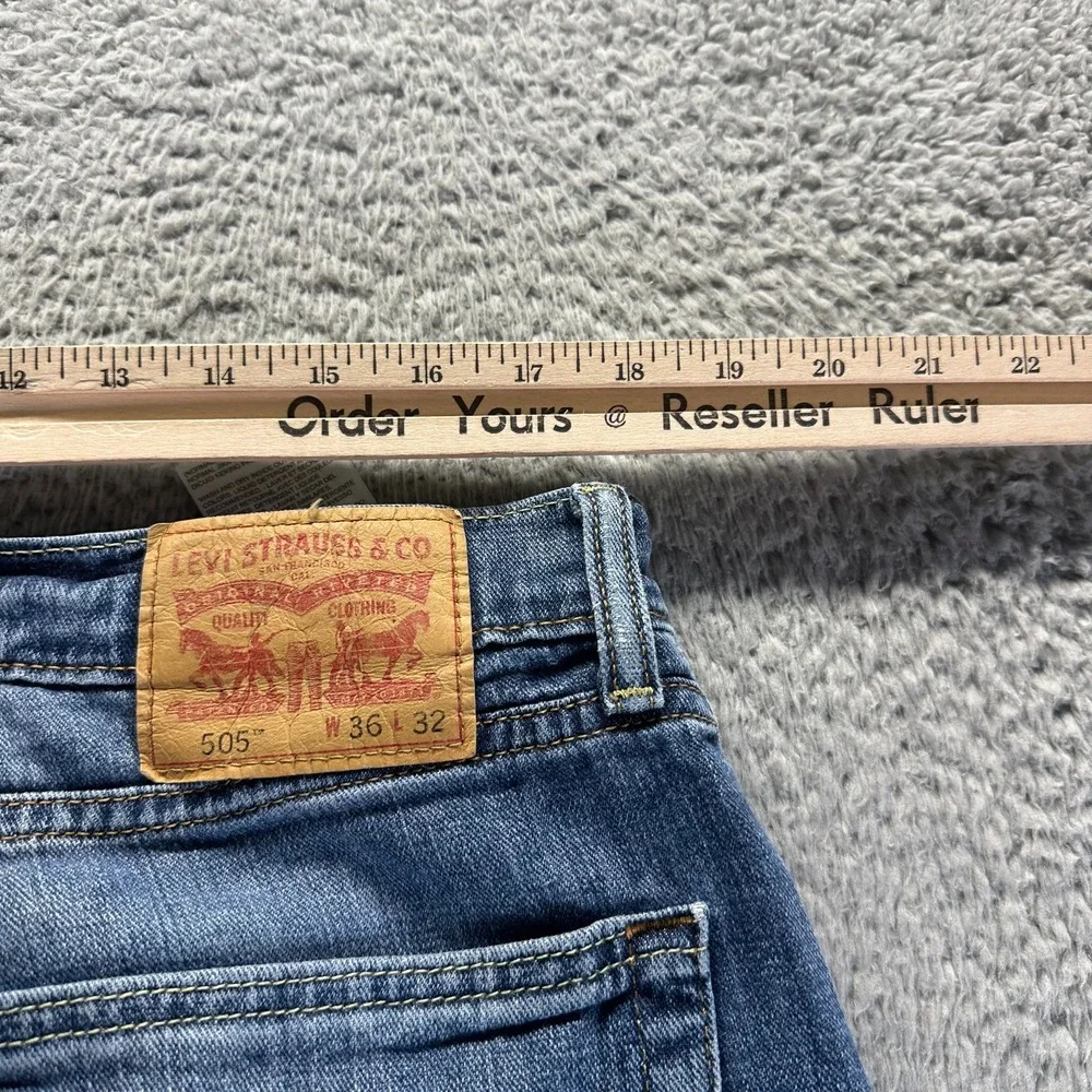 Levi's 505 Jeans Men 36x32 Blue Cotton Denim Straight Leg Workwear Faded Stretch